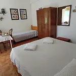 Tou Li Pensión *