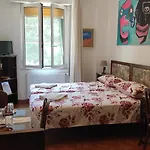 Tou Li Pensión *