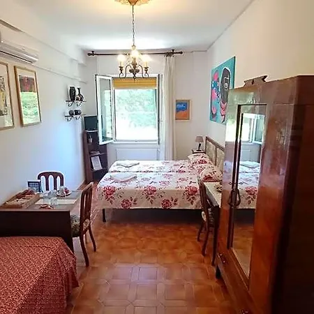 Tou Li Bed & Breakfast *